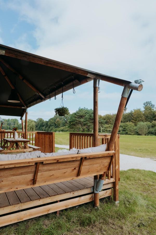 Hotel Glamping With Eco-wellness Zeewolde