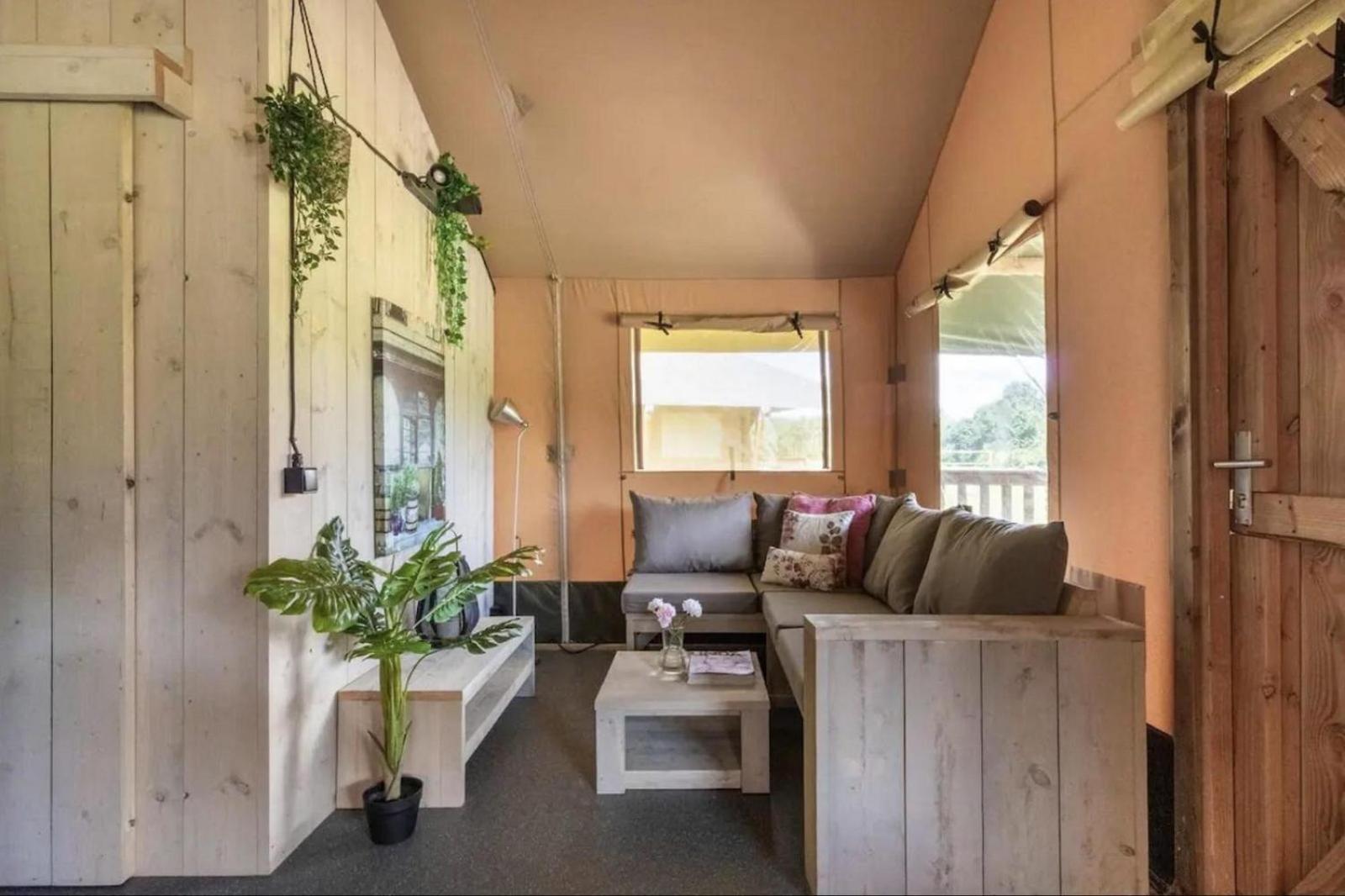Glamping With Eco-wellness * Zeewolde