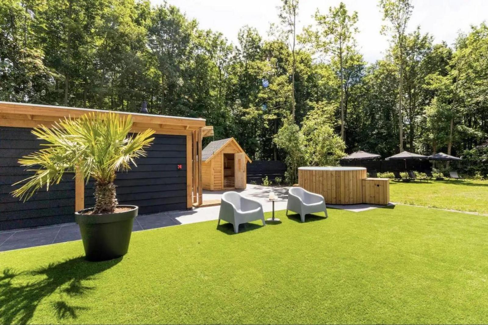 Hotel Glamping With Eco-wellness *