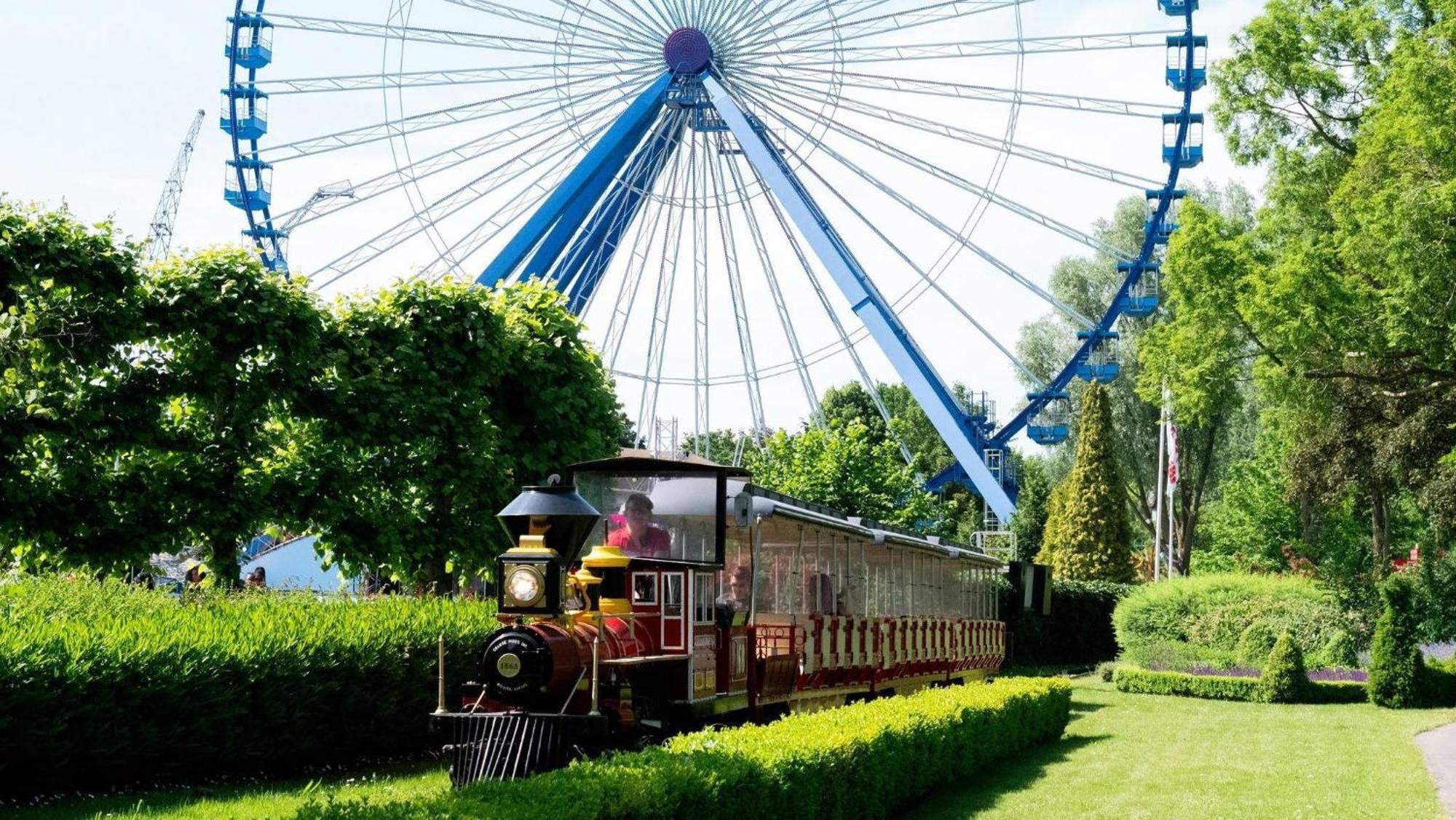 Glamping With Eco-wellness Hotel Zeewolde