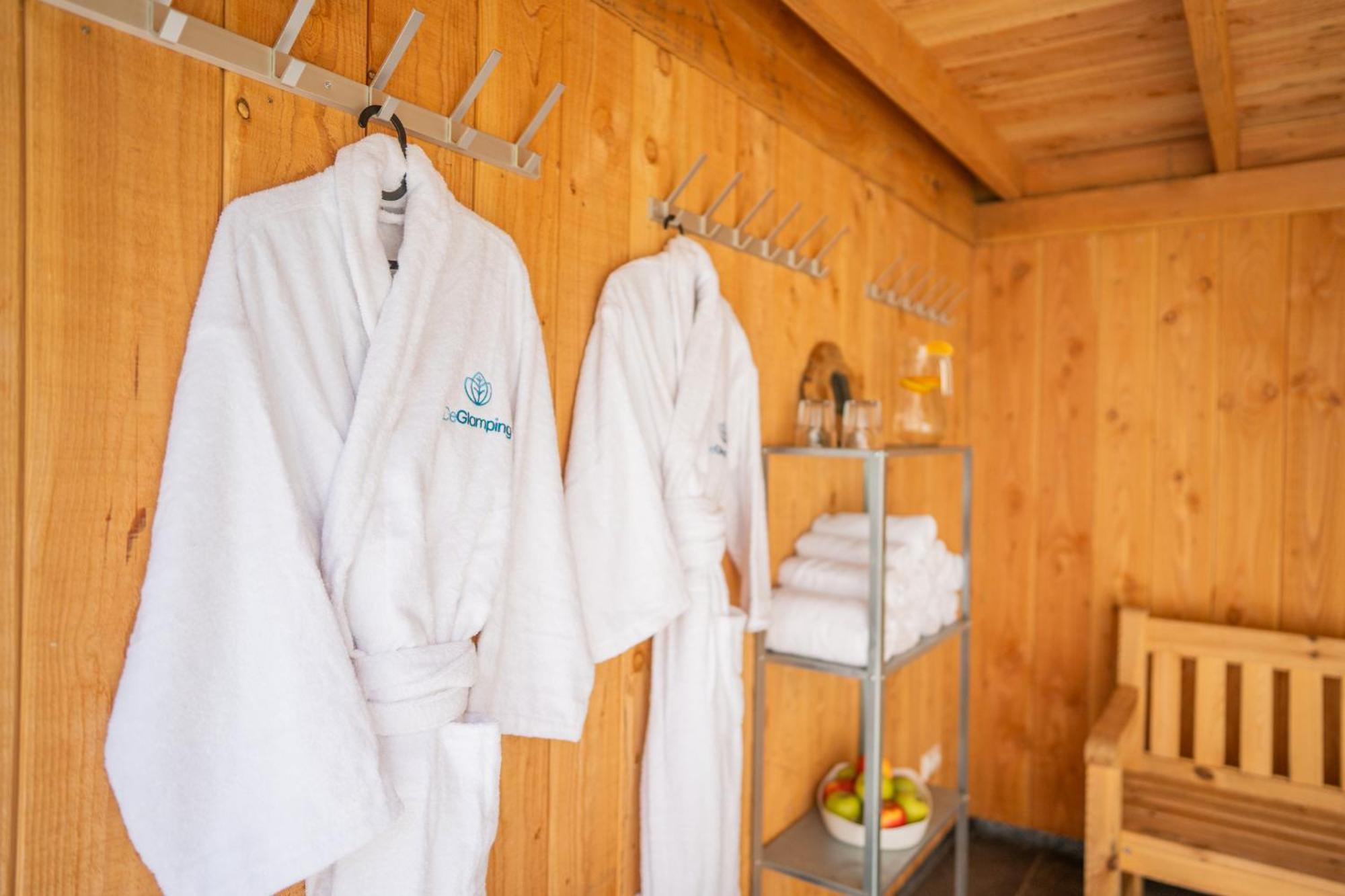 Hotel Glamping With Eco-wellness Zeewolde