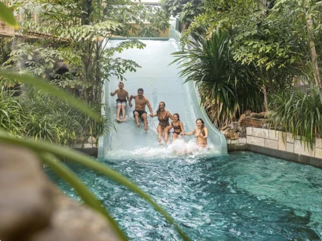 Glamping With Eco-wellness Hotel Zeewolde