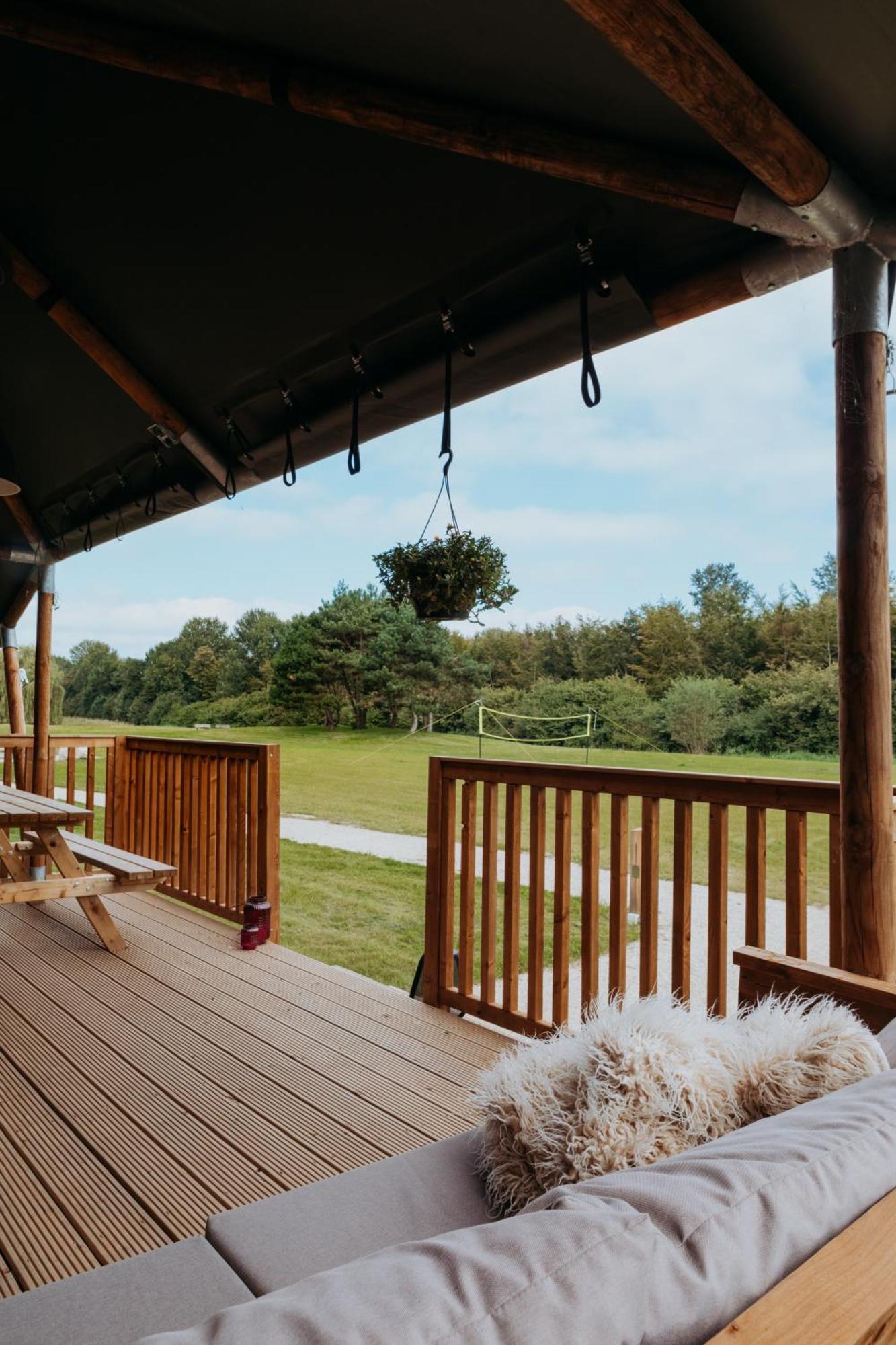 Glamping With Eco-wellness Hotel *